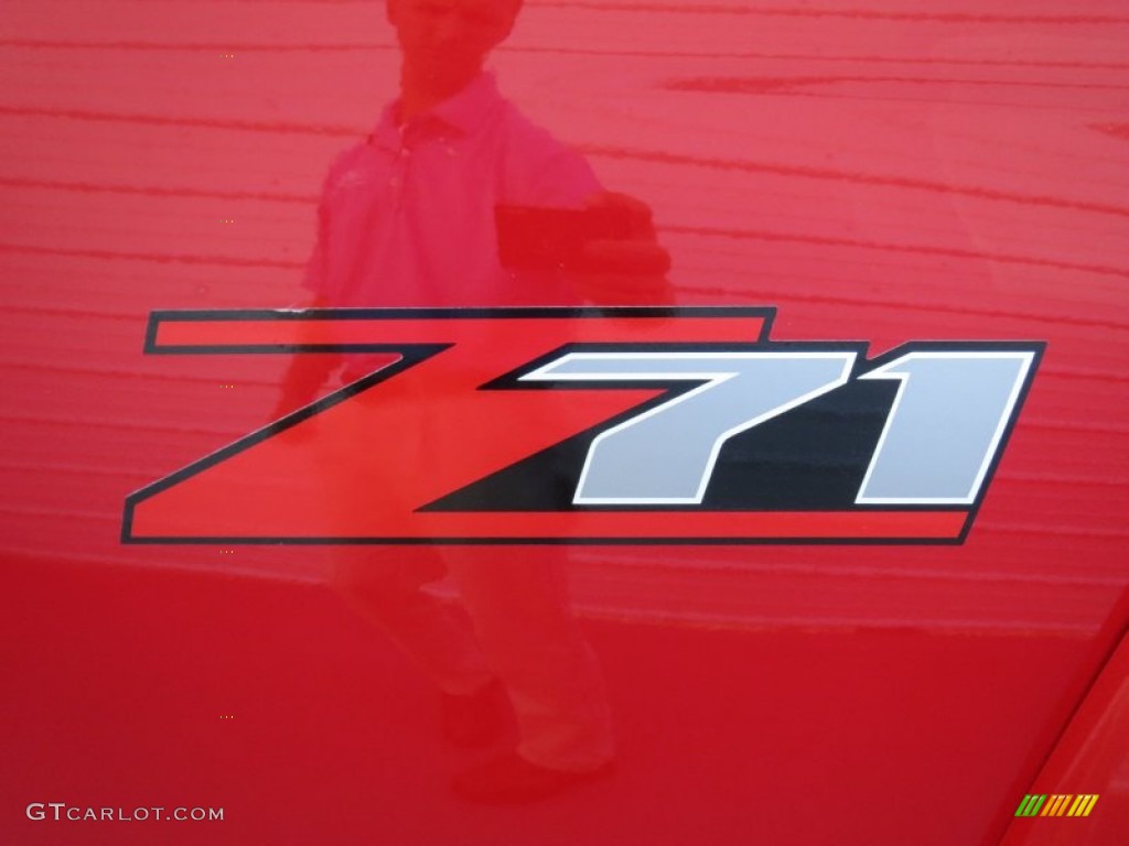 2010 Colorado LT Crew Cab - Victory Red / Medium Pewter photo #17