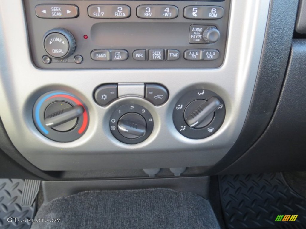 2010 Colorado LT Crew Cab - Victory Red / Medium Pewter photo #37