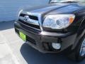 Black - 4Runner SR5 Photo No. 9