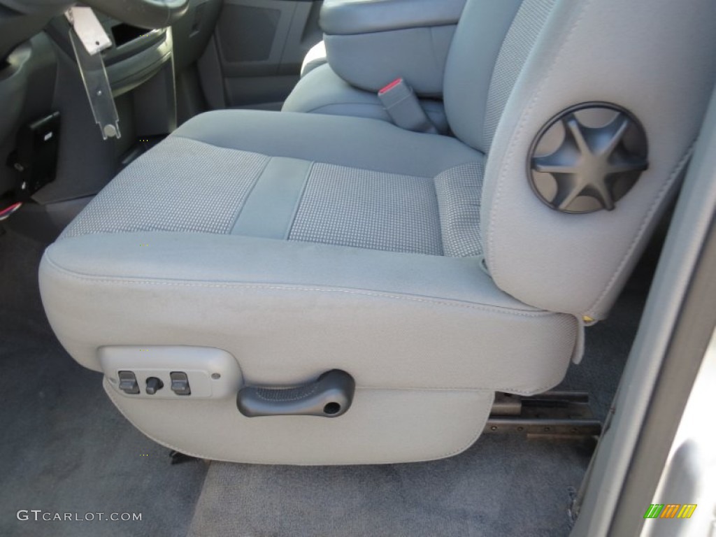 2007 Ram 3500 Lone Star Quad Cab 4x4 Dually - Bright Silver Metallic / Medium Slate Gray photo #31