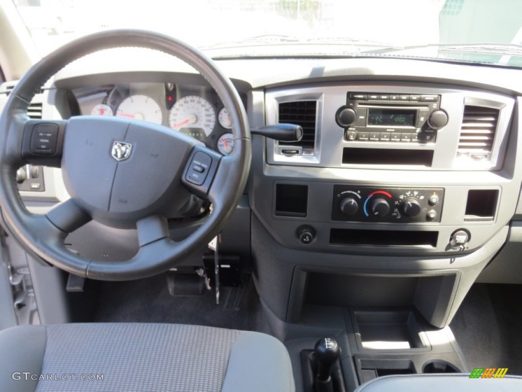 2007 Ram 3500 Lone Star Quad Cab 4x4 Dually - Bright Silver Metallic / Medium Slate Gray photo #32