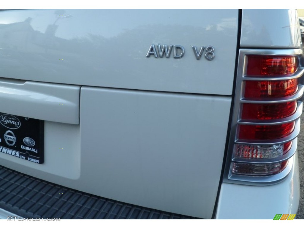 2004 Mountaineer V8 Premier AWD - Ceramic White Pearl / Medium Dark Parchment photo #6