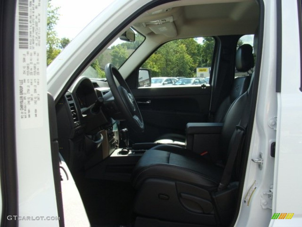 2012 Liberty Sport 4x4 - Bright White / Dark Slate Gray photo #10