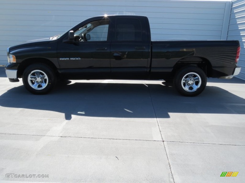 2004 Ram 1500 ST Quad Cab - Black / Taupe photo #5