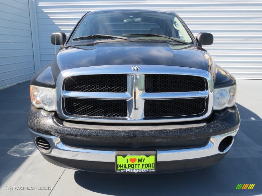 2004 Ram 1500 ST Quad Cab - Black / Taupe photo #7