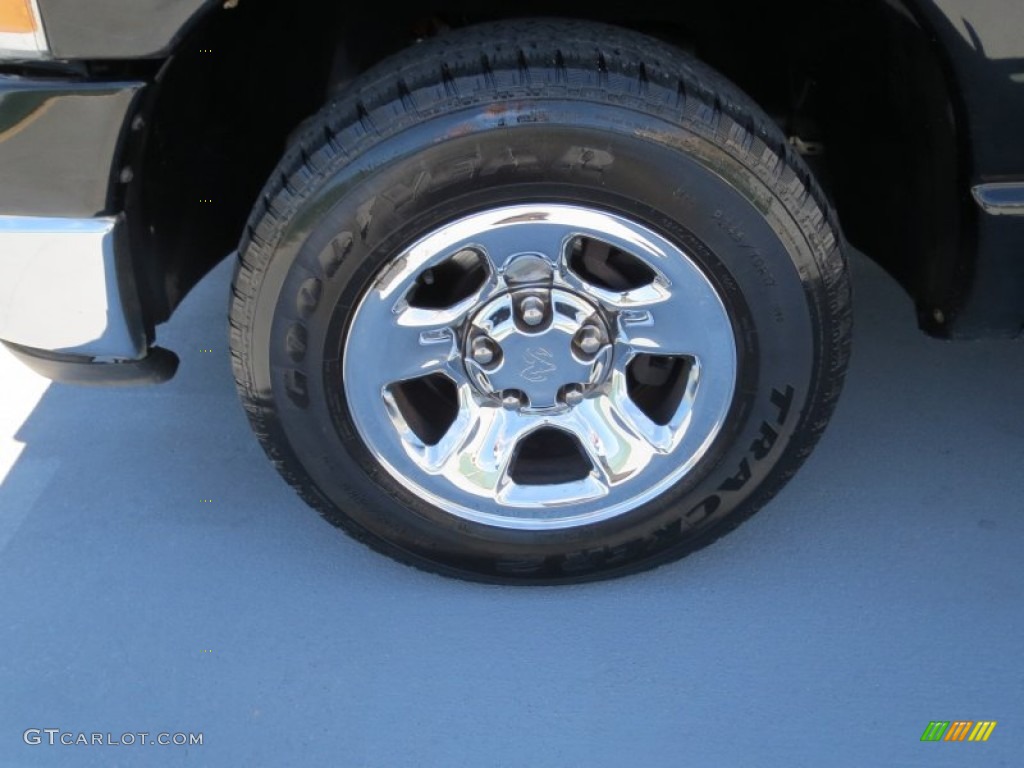 2004 Ram 1500 ST Quad Cab - Black / Taupe photo #10