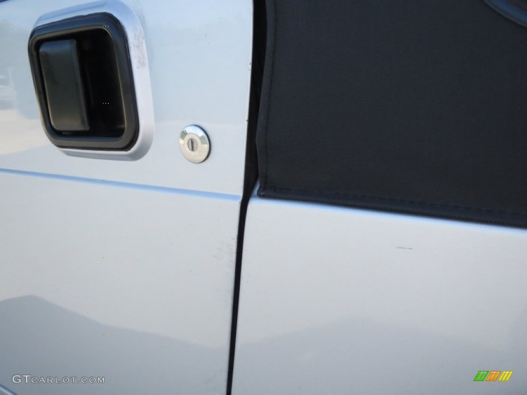 2004 Wrangler X 4x4 - Bright Silver Metallic / Dark Slate Gray photo #20