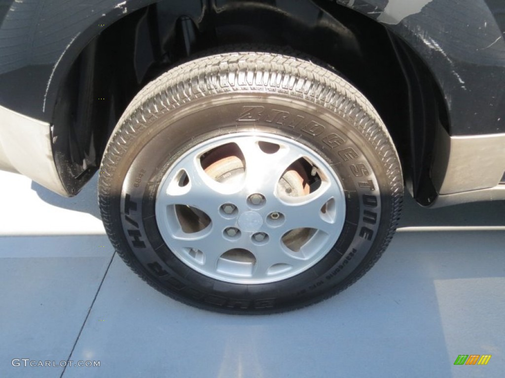 2003 VUE V6 - Black / Gray photo #12