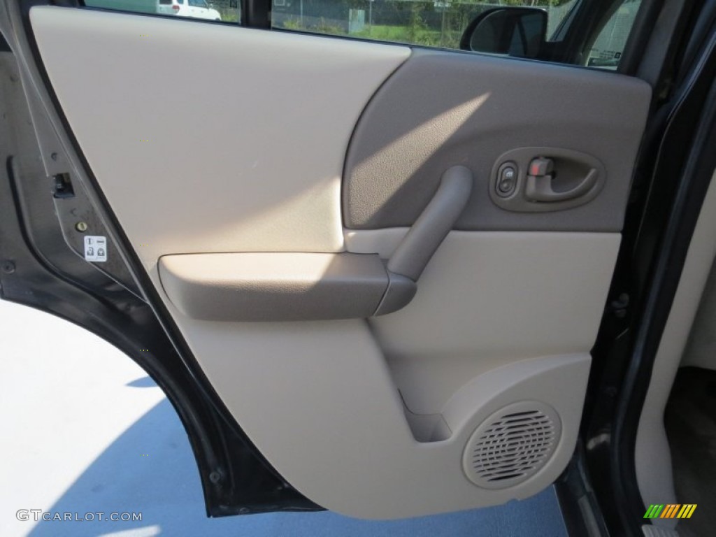 2003 VUE V6 - Black / Gray photo #26