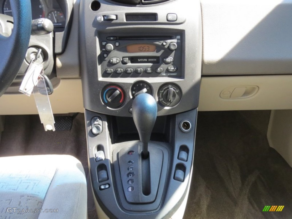 2003 VUE V6 - Black / Gray photo #33