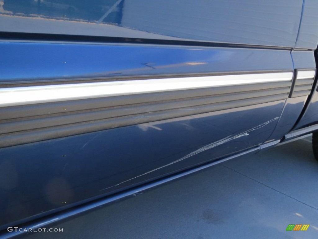 2001 Silverado 1500 LS Regular Cab - Indigo Blue Metallic / Graphite photo #10