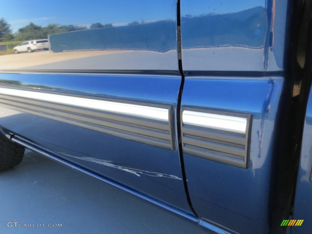 2001 Silverado 1500 LS Regular Cab - Indigo Blue Metallic / Graphite photo #11