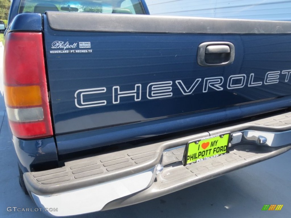 2001 Silverado 1500 LS Regular Cab - Indigo Blue Metallic / Graphite photo #15
