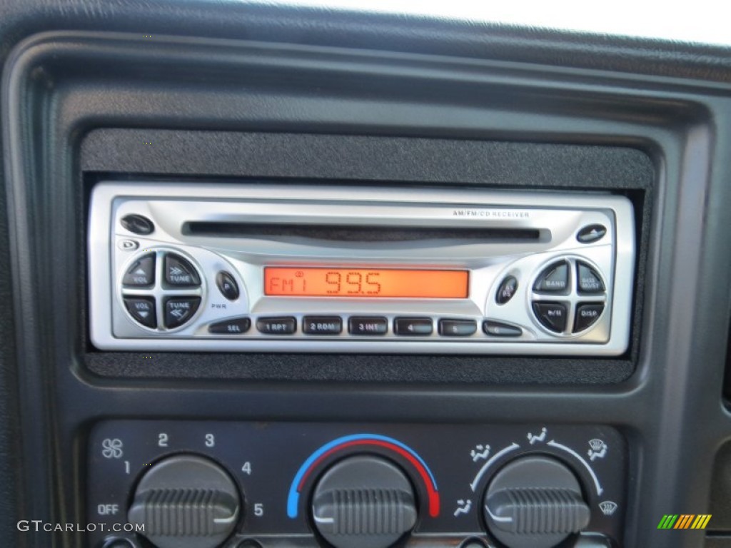 2001 Silverado 1500 LS Regular Cab - Indigo Blue Metallic / Graphite photo #26
