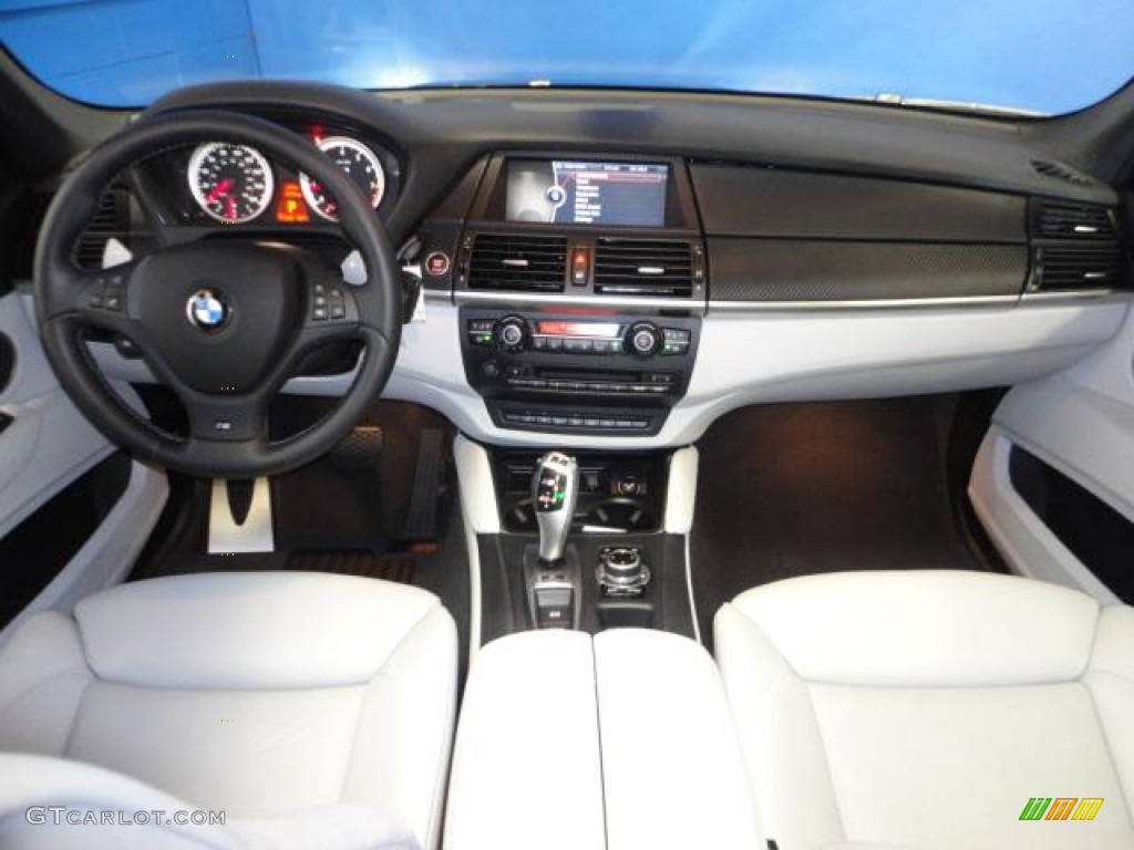 2011 BMW X5 M M xDrive Silverstone II Dashboard Photo #70600095