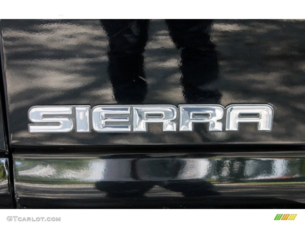 2005 Sierra 1500 SLE Crew Cab - Onyx Black / Neutral photo #2