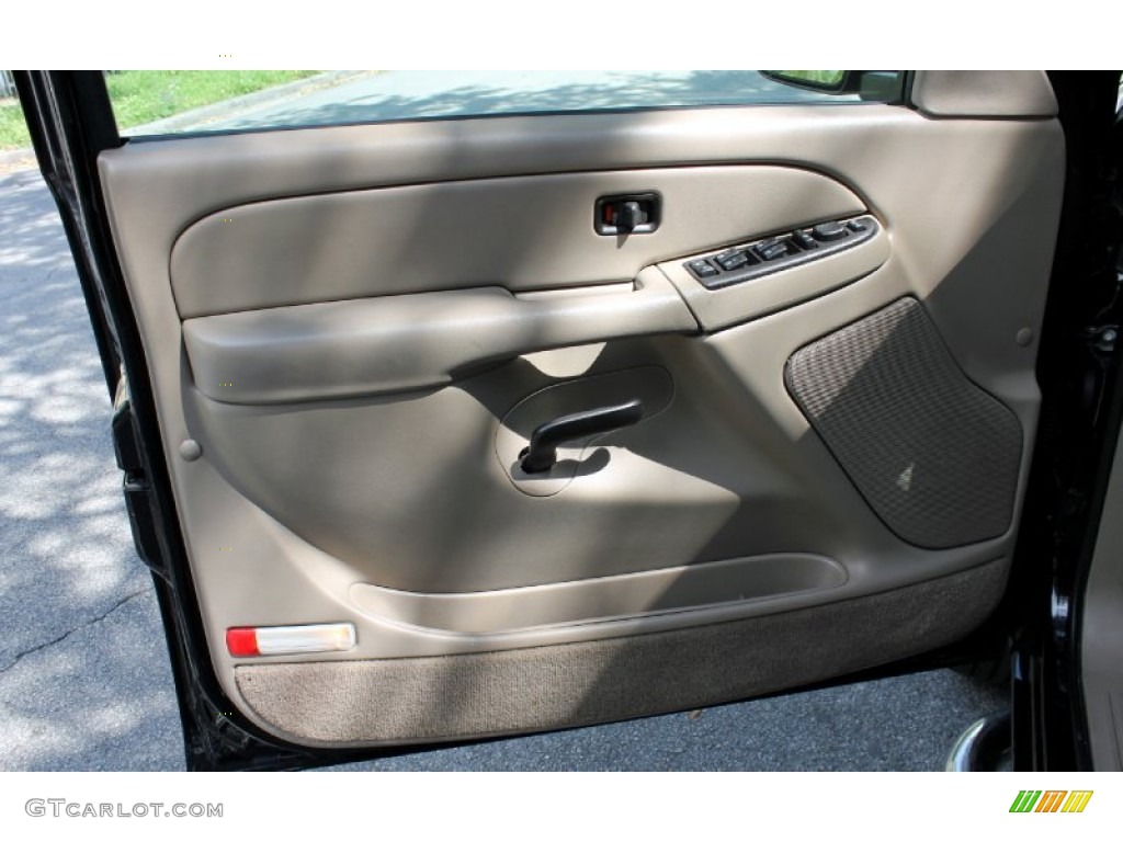 2005 GMC Sierra 1500 SLE Crew Cab Neutral Door Panel Photo #70606840