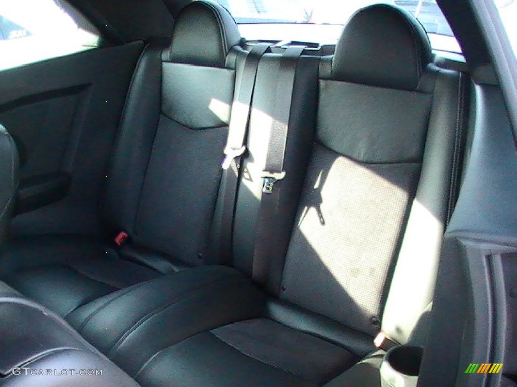 2012 Chrysler 200 S Hard Top Convertible Rear Seat Photos