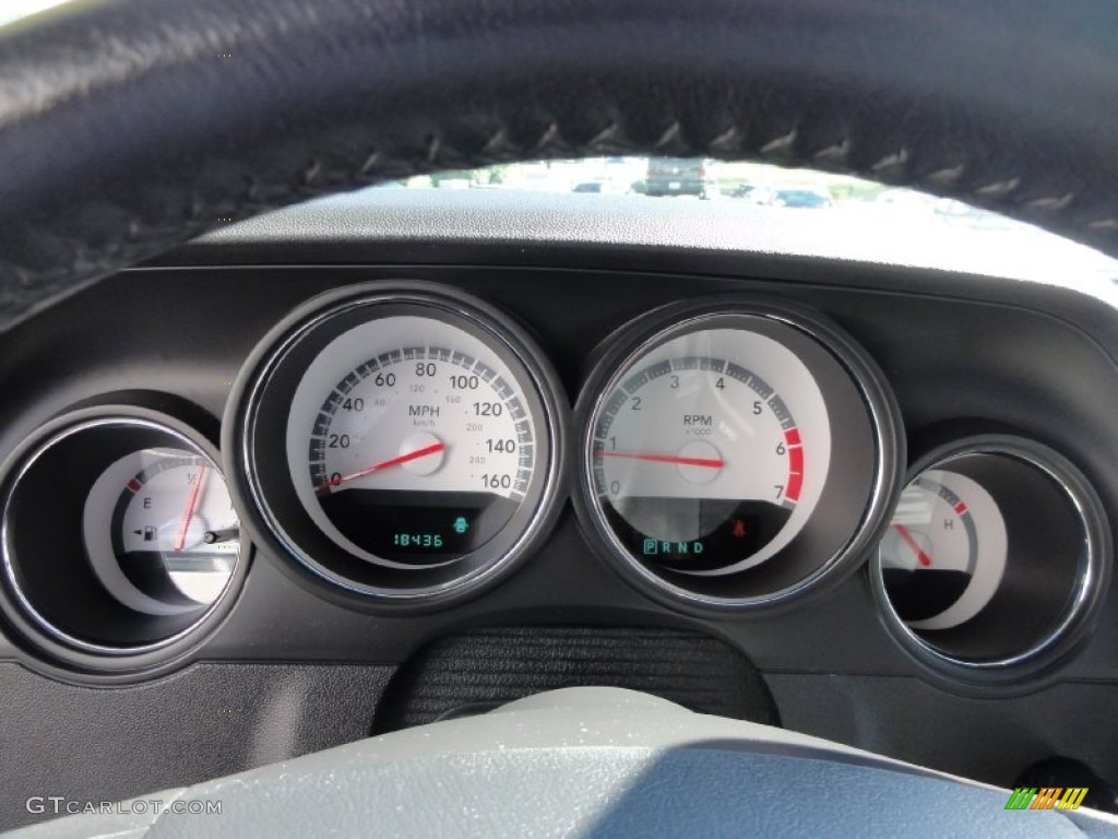 2009 Dodge Challenger R/T Gauges Photo #70608344