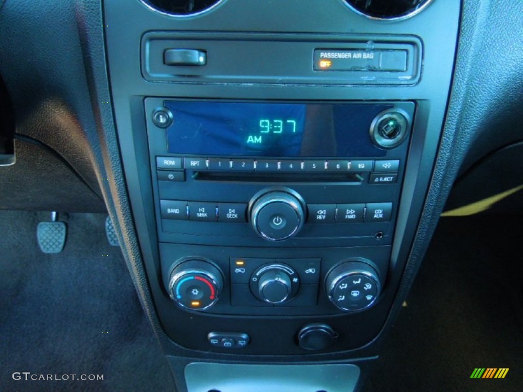 2008 Chevrolet HHR LS Controls Photo #70609944