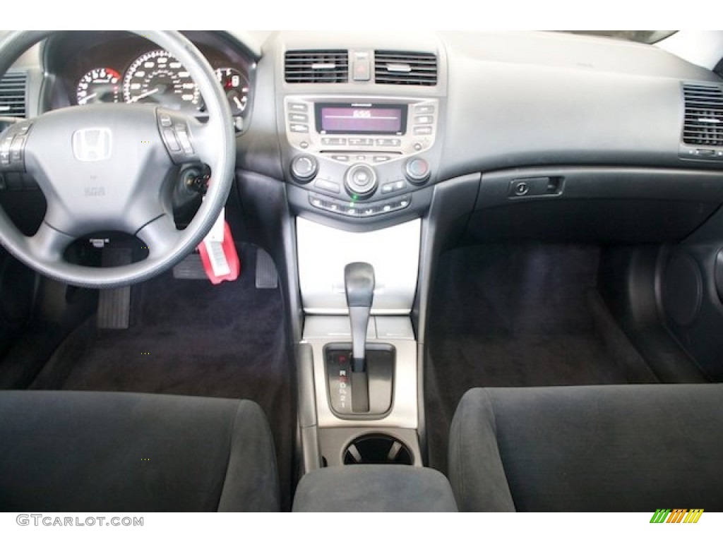 2007 Honda Accord LX Sedan Dashboard Photos