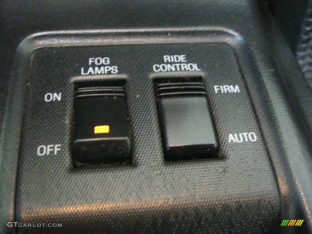 1990 Ford Thunderbird SC Super Coupe Controls Photo #70612905