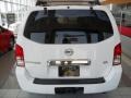 Avalanche White - Pathfinder SE 4x4 Photo No. 2