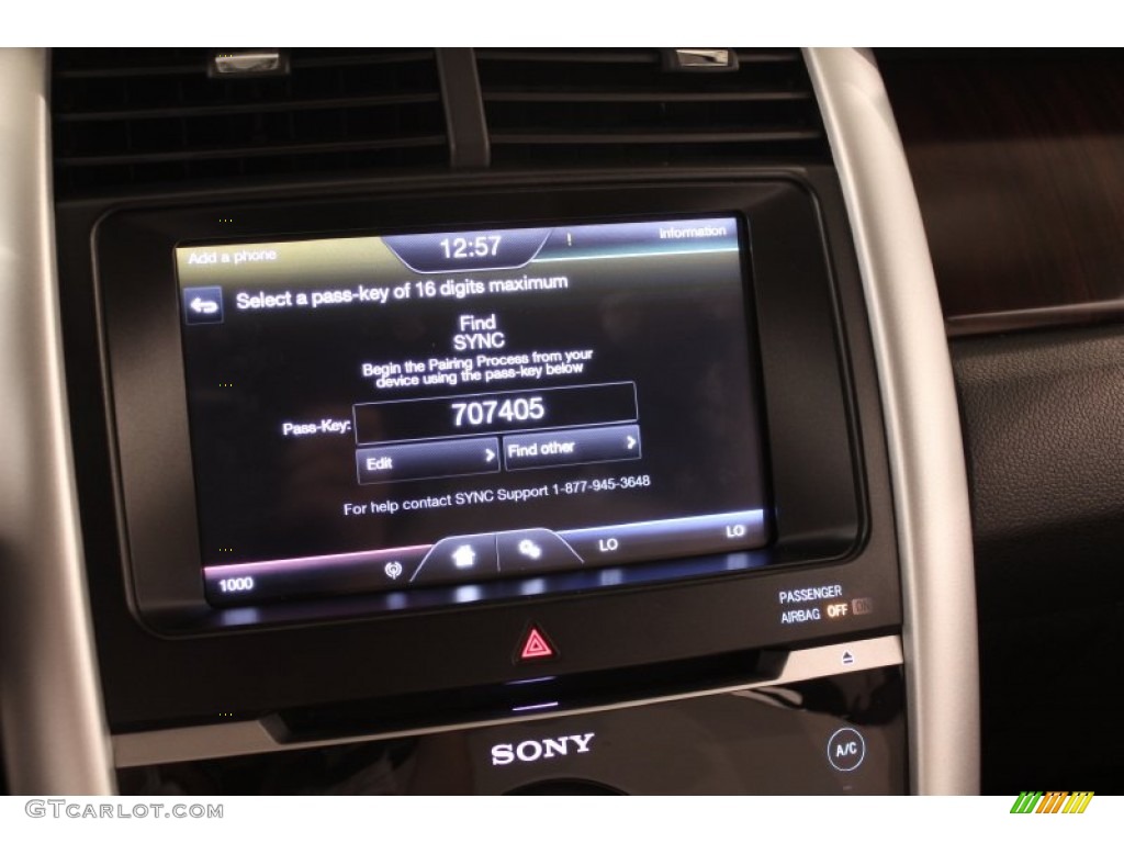 2012 Edge Limited AWD - White Platinum Metallic Tri-Coat / Charcoal Black photo #20