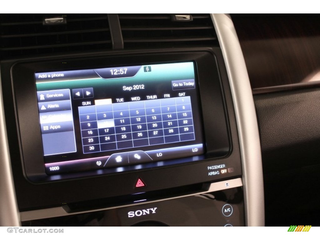 2012 Edge Limited AWD - White Platinum Metallic Tri-Coat / Charcoal Black photo #23