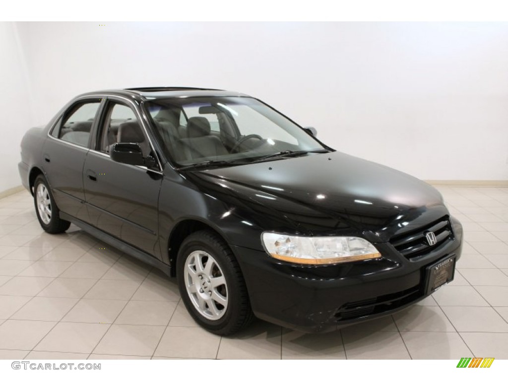 2002 Accord SE Sedan - Nighthawk Black Pearl / Quartz Gray photo #1