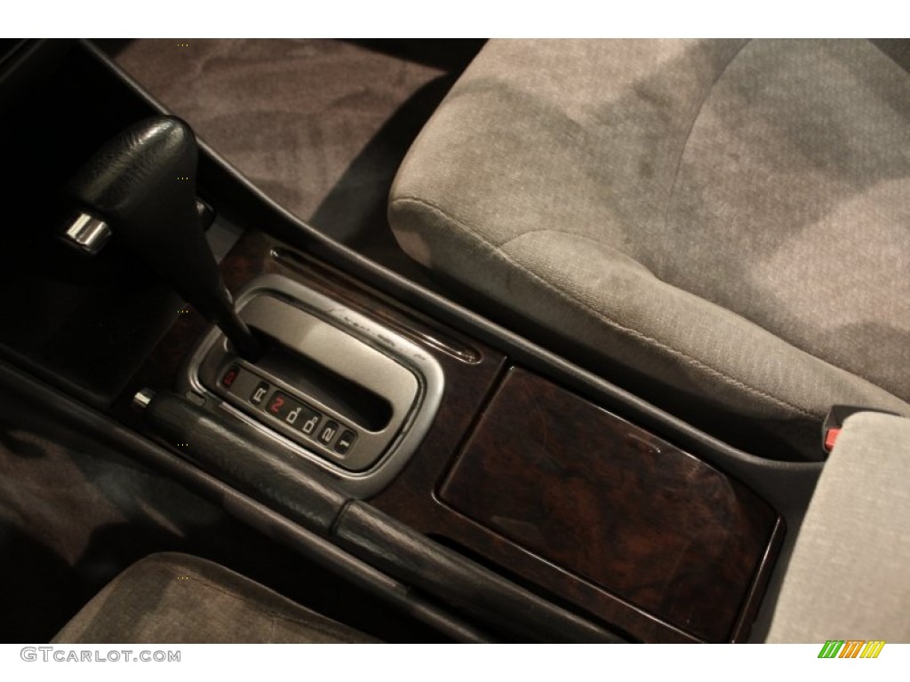 2002 Accord SE Sedan - Nighthawk Black Pearl / Quartz Gray photo #11