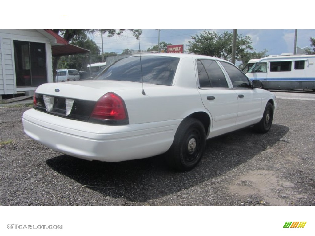 Vibrant White 2005 Ford Crown Victoria Police Interceptor Exterior Photo #70614213