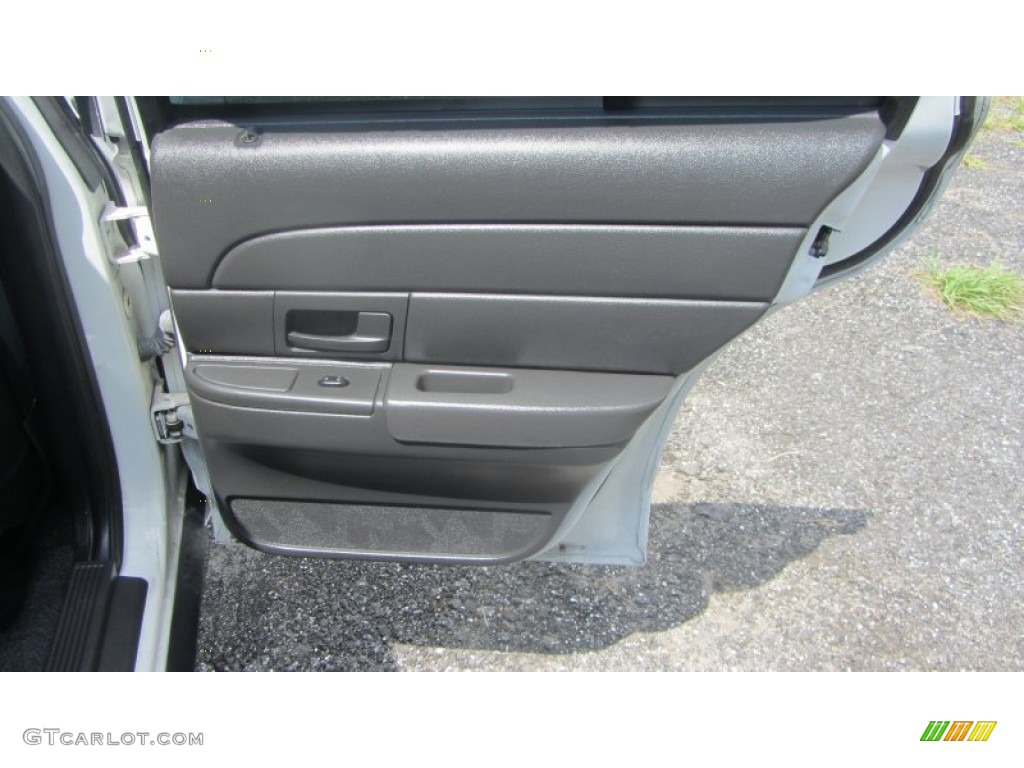 2005 Ford Crown Victoria Police Interceptor Dark Charcoal Door Panel Photo #70614237