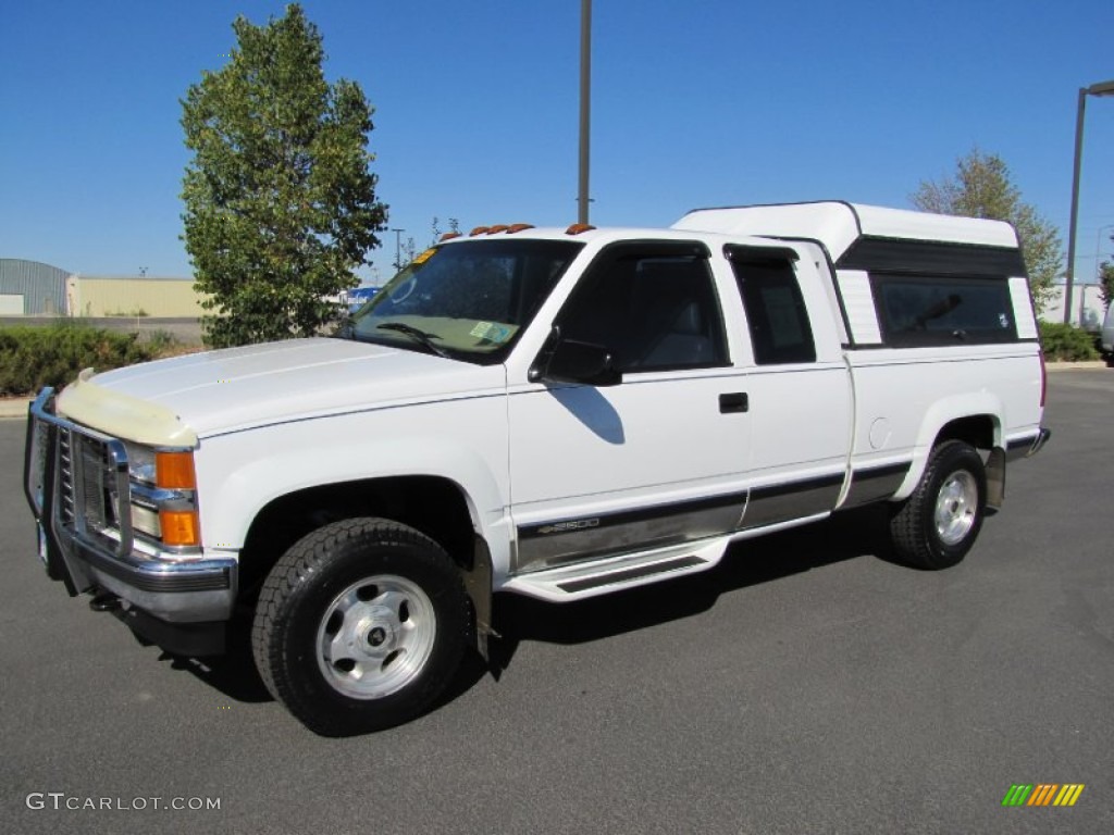 1997 C/K 2500 K2500 Extended Cab 4x4 - Olympic White / Neutral photo #1