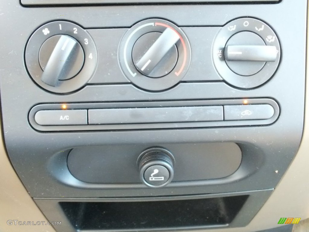 2006 F150 XLT SuperCrew - Black / Tan photo #23