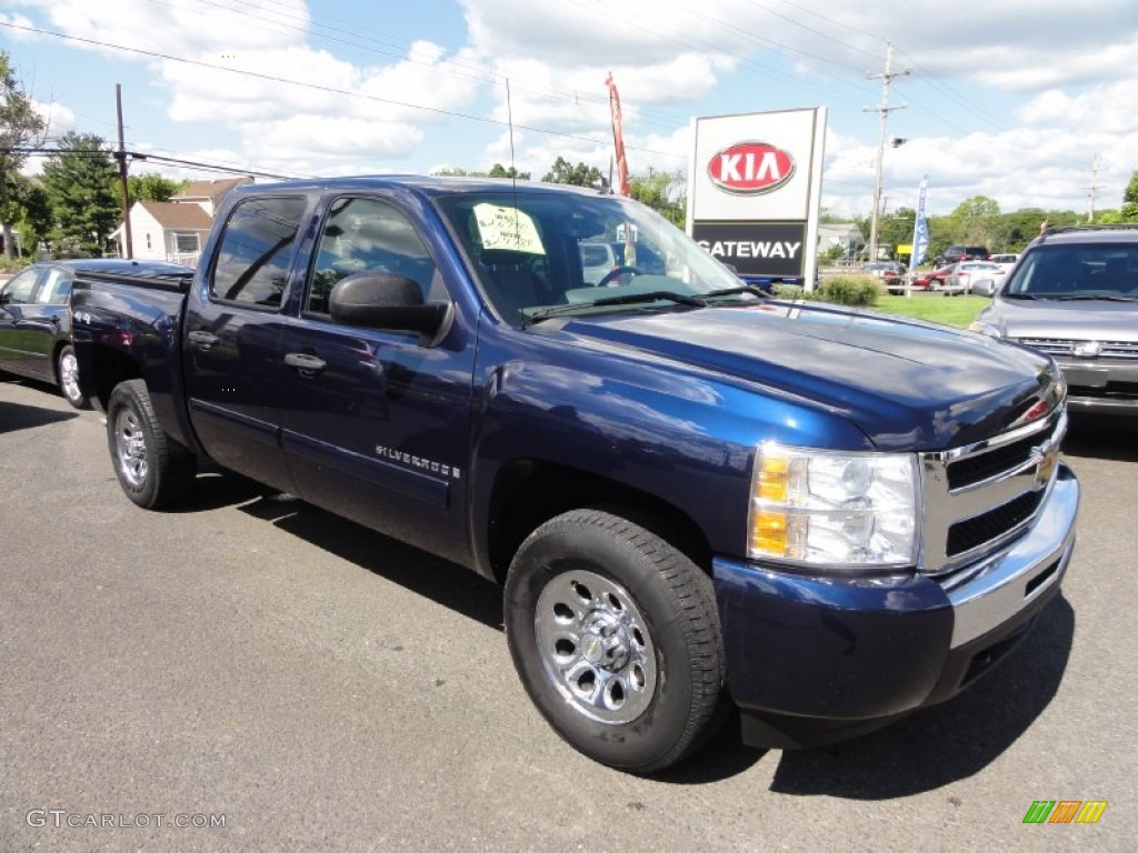 2009 Silverado 1500 LS Crew Cab 4x4 - Imperial Blue Metallic / Dark Titanium photo #4