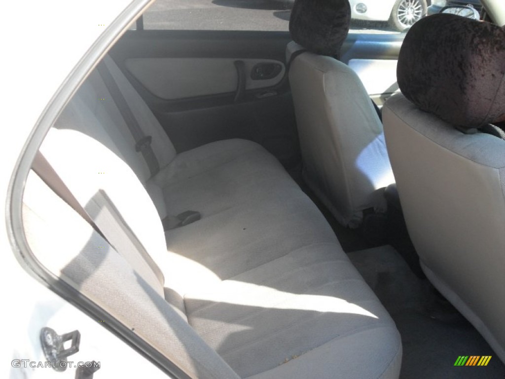 1996 Galant ES - Northstar White / Beige photo #9