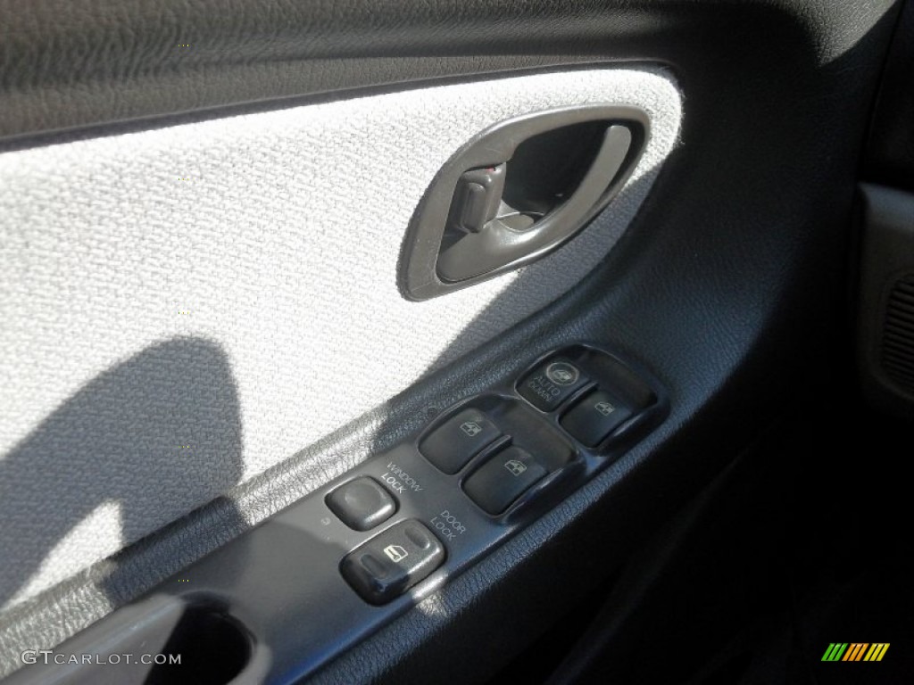 1996 Galant ES - Northstar White / Beige photo #11