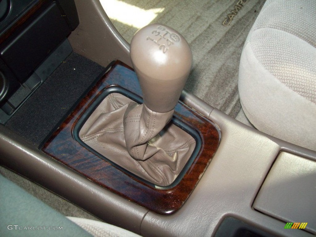 1998 Camry CE - Dark Green Metallic / Oak photo #10
