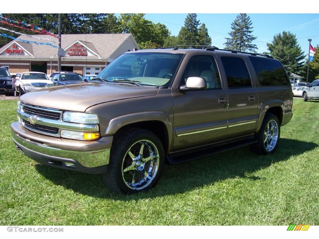 2004 Suburban 1500 LT 4x4 - Sandalwood Metallic / Tan/Neutral photo #1