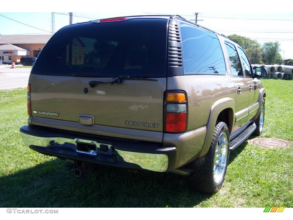 2004 Suburban 1500 LT 4x4 - Sandalwood Metallic / Tan/Neutral photo #5
