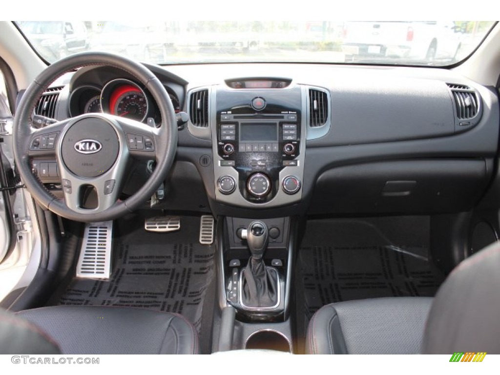 2012 Kia Forte Koup SX Black Dashboard Photo #70622590