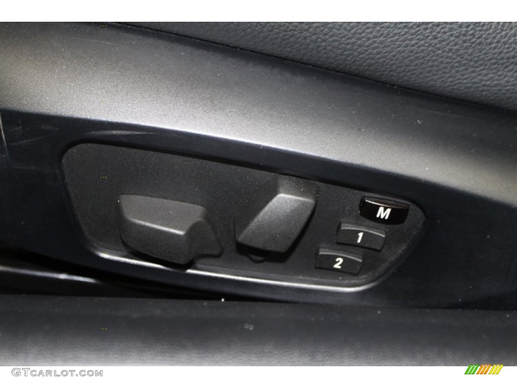 2010 3 Series 335i Coupe - Jet Black / Black photo #23