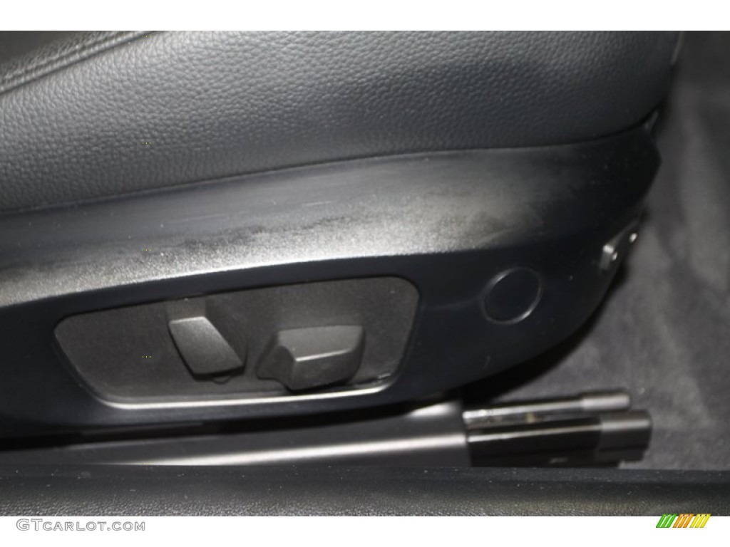 2010 3 Series 335i Coupe - Jet Black / Black photo #37