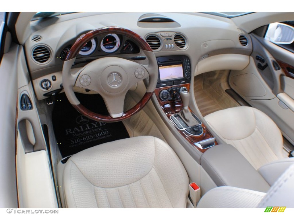 Stone Interior 2009 Mercedes-Benz SL 550 Roadster Photo #70627585