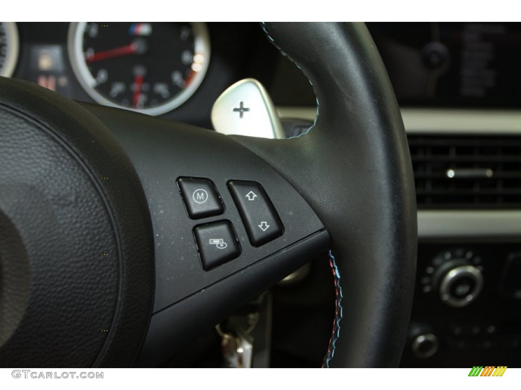 2010 BMW M5 Standard M5 Model Controls Photo #70630385