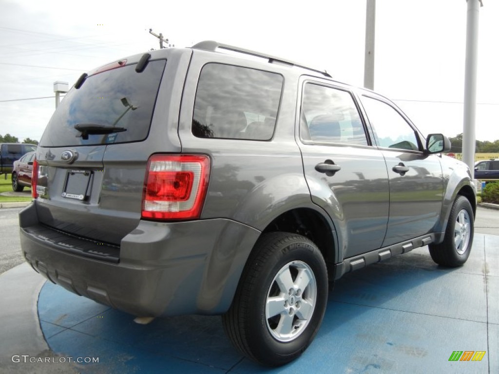 2009 Escape XLT - Sterling Grey Metallic / Stone photo #5