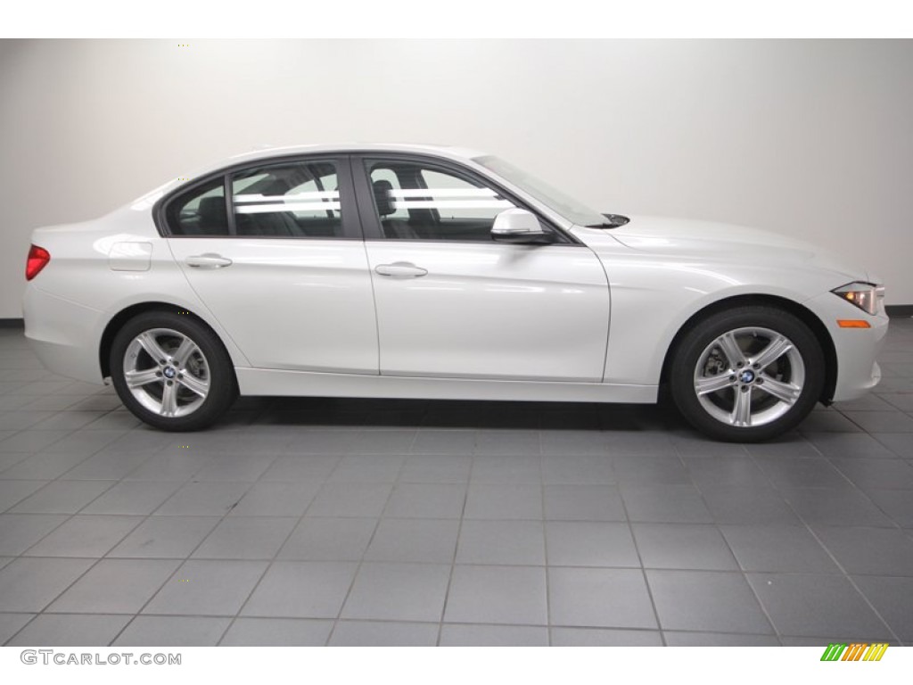 2013 3 Series 328i Sedan - Mineral White Metallic / Black photo #2