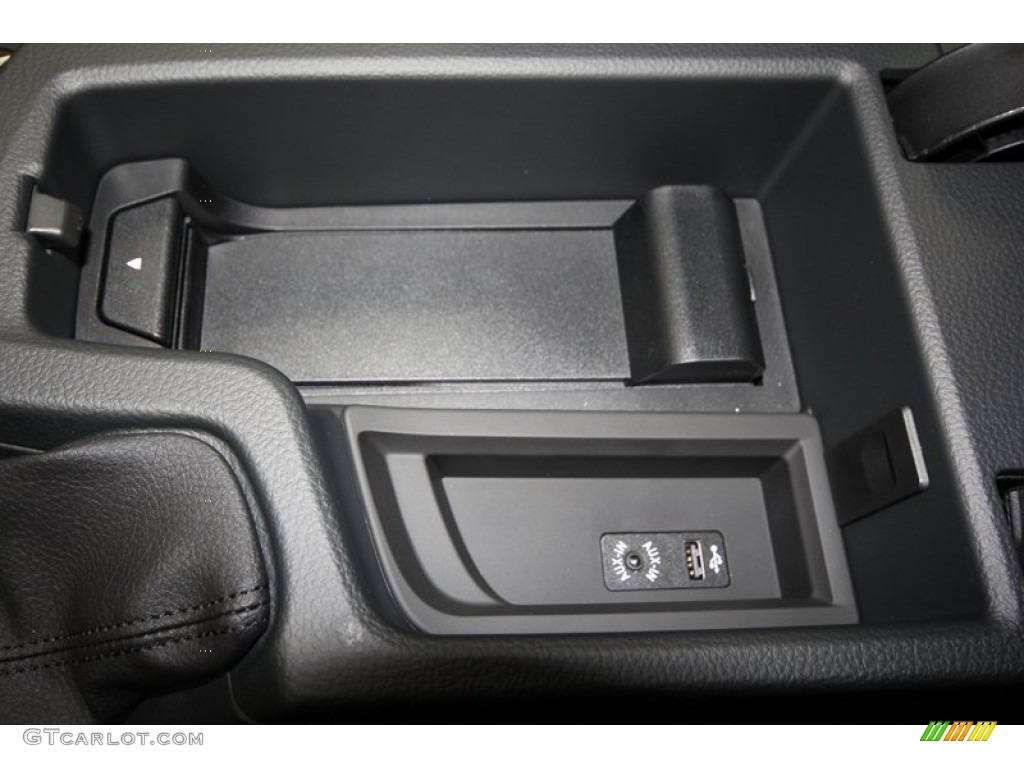 2013 3 Series 328i Sedan - Glacier Silver Metallic / Black photo #19