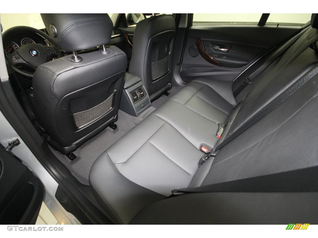2013 3 Series 328i Sedan - Glacier Silver Metallic / Black photo #23